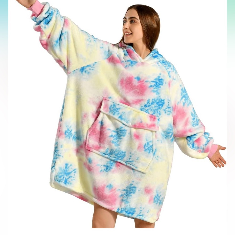 Krifey Wearable Blanket Hoodie Oversized Sherpa Hooded Pink Tie Dye NWOT